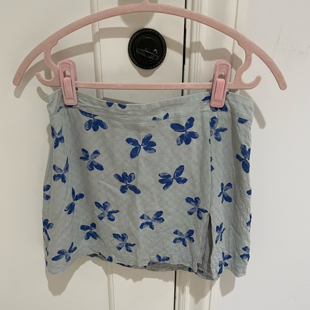 NWT Blue Floral Mini Skirt